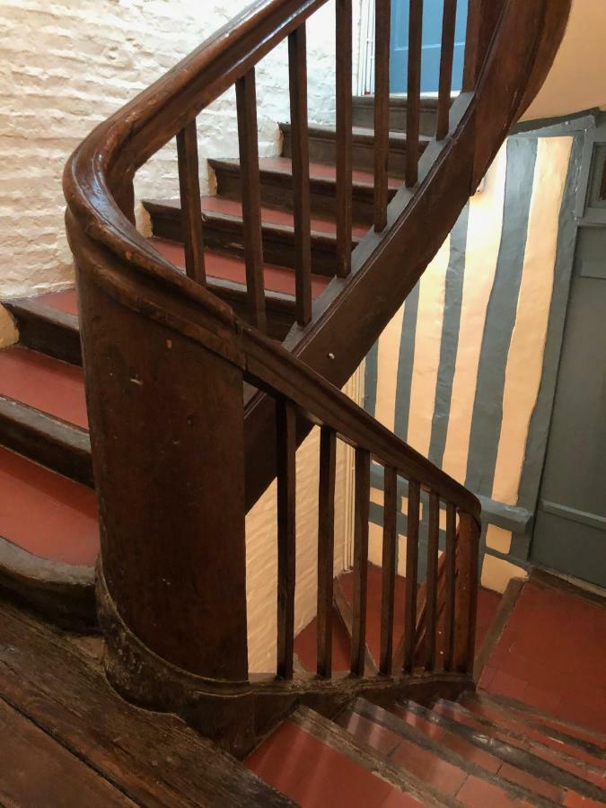 Lucarne Enchantee Honfleur Kültér fotó